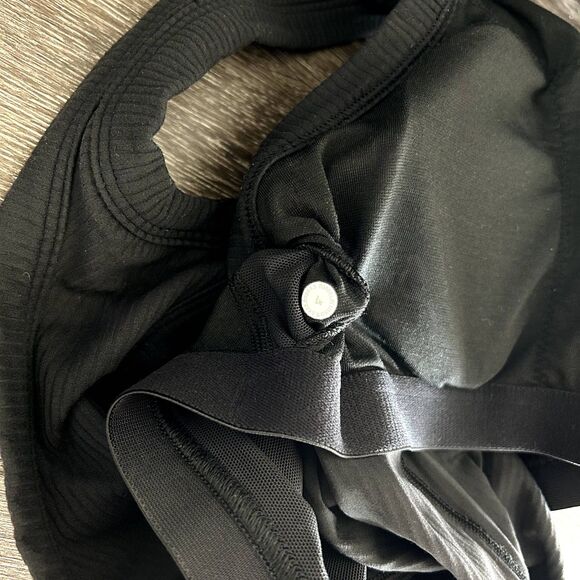 EUC Lululemon Ebb To Street Racerback Crop Tank Black Ribbed Size 4 Cropped - Picture 8 of 12
